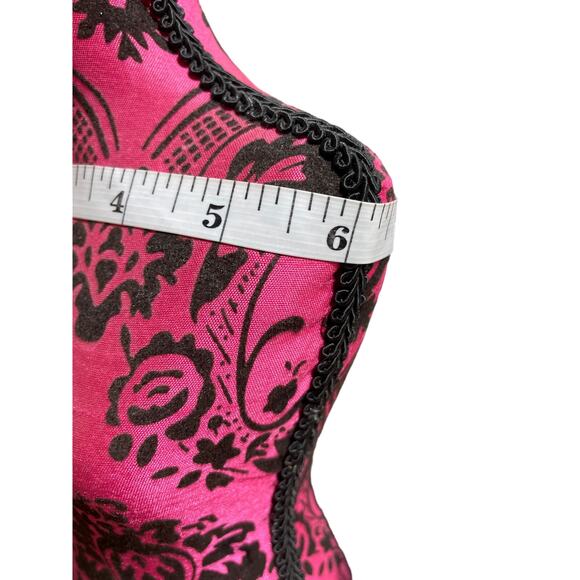 Set of 2 Miniature Mannequins Jewelry Display Stands Faux Fur Trim Pink Black - Picture 6 of 7